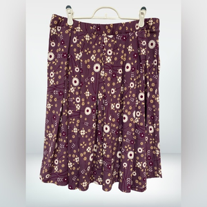 LuLaRoe Madison Pleated Skirt With Pockets Purple Floral Print Size‎ XL.
